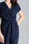 Stylowy kombinezon z luźną draperią w pasie - granatowy