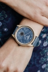 zegarek z drewniana koperta i tarcza w kolorze jeansu plantwear
