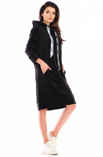 pomarańczowa sukienka z weluru na jesień i zimę.jpeg