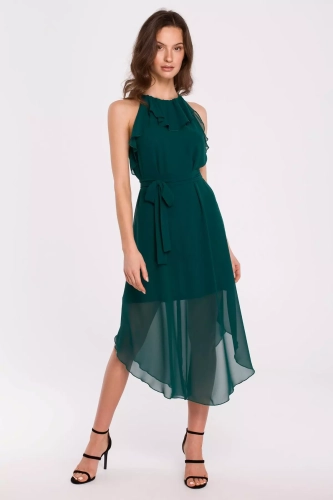 czerwona sukienka mini z wiązaniem halter na dekolcie i asymetrycznym zwiewnym dołem na randkę.webp