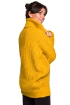 sweter-w-zywym-wyrazistym-kolorze.webp