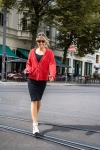pomaranczowy-kardigan-z-przedzy-w-luznym-fasonie-do-codziennych-stylizacji.webp