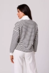 pasiasta bluza ze stójka.webp