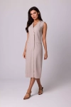 prosta sukienka w eleganckim stylu.webp