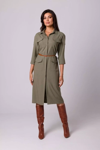 taliowana sukienka w stylu safari.webp