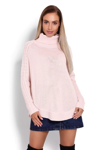 sweter ponczo z rękawami.webp