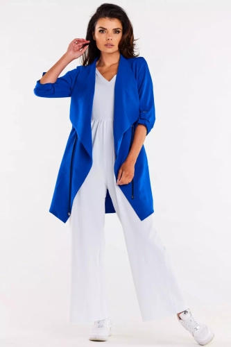 niebieska wiosenna narzutka damska z wywijanym kołnierzem.webp