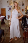brokatowa sukienka w stylu greckiej bogini.webp