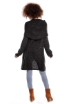 sweter z wywijanym kołnierzem.webp