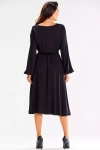 sukienka za kolano z zabudowanym dekoltem.webp
