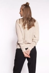 beżowy sweter damski.webp