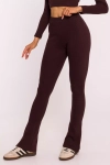 legginsy z rozszerzanymi nogawkami.webp