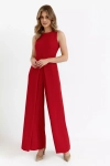 stylowy czerwony kombinezon z szerokimi nogawkami.webp