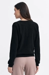bluza w czarnym kolorze.webp