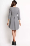 szara sukienka z wydłużonym tyłem.webp