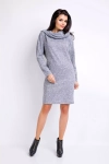 stylowa sukienka szara z dzianiny.webp