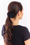aksamitna gumka do włosów czarna.webp