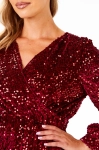 sukienka glamour na walentynki cekinowa do kolan bordowa.webp