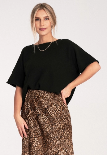 sweter damski oversize z krótkim rękawem.webp