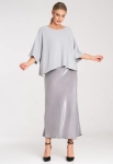 sweter damski z wydłużonym tyłem.webp