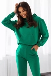 Jasnozielona bluza kangurka w komplecie.webp