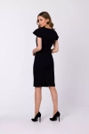 elegancka sukienka midi zokrągłym dekoltem.webp