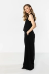 elegancki czarny komplet damski z lnu.webp