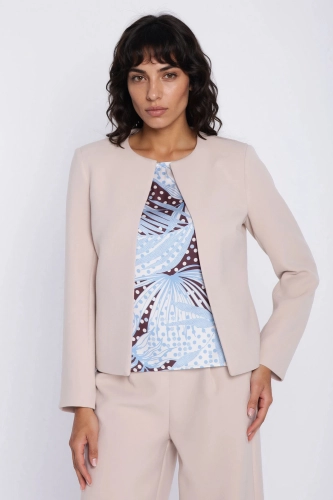 marynarka damska do pracy krótka.webp