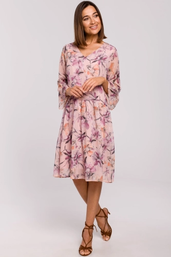 elegancka sukienka w kwiaty.webp