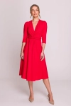 czerwona elegancka sukienka midi.webp