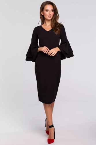 elegancka czerwona sukienka.webp