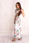Elegancka sukienka maxi z kwiatowym printem.webp