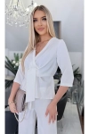 Wizytowy komplet damski z dekoltem kopertowym biały.webp