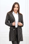 Elegancka marynarka damska w prążki.webp