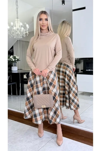 Elegancka spódnica midi o rozkloszowanym kroju krata.webp