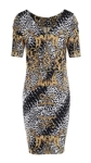 Elegancka sukienka mini z ornamentowym wzorem smietana.webp
