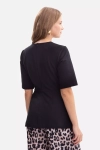 Czarna elegancka bluzka damska z okrągłym dekoltem.webp