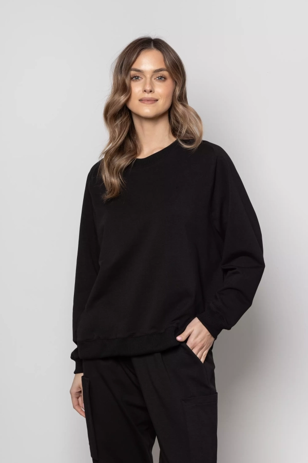 Damska bluza oversize z okrągłym dekoltem