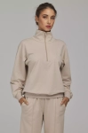 Bluza z wysoką stójką i prążkowanymi ściągaczami.webp